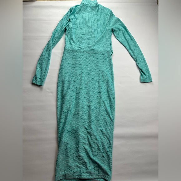Rachel Roy teal eyelet faux wrap dress with mock collar. Size M - Picture 3 of 11
